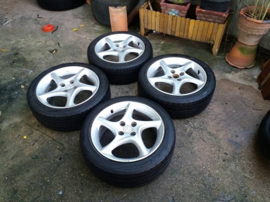 ล้อขอบ 16 4รู 100 พรอมยางชุดล่ะ 4500