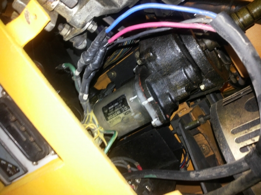 ขายรถไฟฟ้ายืนขับ komatsu ขนาด 1.5 ตัน เสาสูง 3.5 เมตร