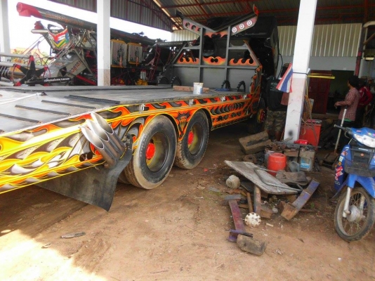 ขายรถเทรเลอร์อิซูสุเดก้า 195 แรงม้า 10ล้อ 2เพลา ขายรถเทรเลอร์อิซูสุเดก้า 195 แรงม้า 10ล้อ 2เพลา