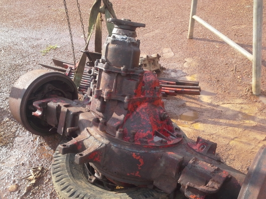 ขายเพืองท้ายจัมโบ้2เพลาเพือง 6.45