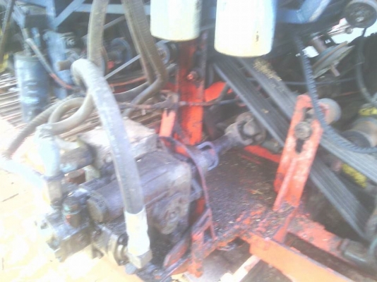 ขายรถเกี่ยวข้าวไทยเจริญ อุ้ม 1.5ตัน ตัวเดิน10 ปั้มไดกิ้นคู่20 เครื่องนิสสัน175 ขายรถเกี่ยวข้าวไทยเจริญ อุ้ม 1.5ตัน ตัวเดิน10 ปั้มไดกิ้นคู่20 เครื่องนิสสัน175