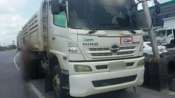 รถฮีโน่ 10 ล้อดั้ม FM1A  344 แรงม้า. ปี 54  ( ขาย แม่ , ลูก. )     สนใจติดต่อ  081 - 6079515