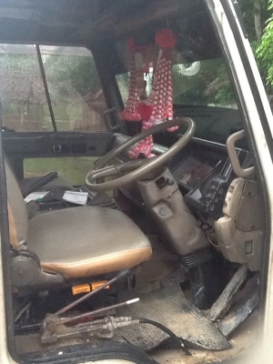 รถอีซุซุ 10 ล้อ บรรทุกน้ำ 175  แรงม้า.    สนใจติดต่อ  081 - 6079515