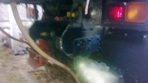 รถอีซูซุ 10 ล้อดั้ม FXZ 360 แรงม้า. ปี 55  ( รถวิ่ง 1xx,xxx กว่า กม. )     สนใจติดต่อ  081 - 6079515