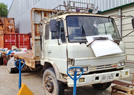 ขาย รถบรรทุก Hino กระบะเรียบ 6 ล้อ 2 เพลา สภาพสวยๆ ราคาถูก