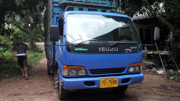6ล้อช่วงยาว4.30ม ISUZU NPR 130แรงม้าปี46 เครื่อง4HG1