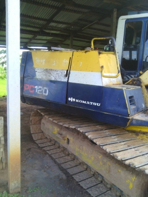 ขายแบ็คโฮ โคมัทสุ PC120 ระบบไฟฟ้ายังสมบูรณ์ สภาพพร้อมใช้งาน