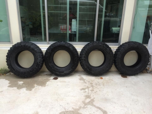 ขายยางFederal couragia m/t 235/85/16 ปี14 ลงพื้นได้4เดือน ไม่ค่อยได้ขับ เทียบเท่า32นิ้ว ดอกเต็ม 4เส้นขาย 9000บาท ใส่เบี้ยน. Jimny สวยๆเลยครับ ดูของพระราม2