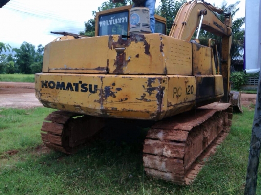 ขายด่วน  รถแบคโฮ  KOMATSU รุ่น 3  พร้อมใช้งาน