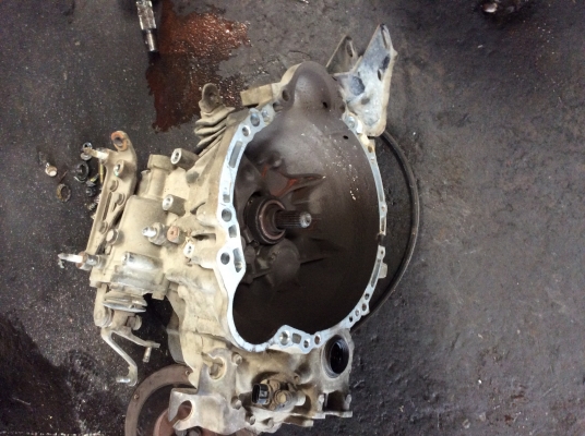 ขายเกียร์ M/T โตโยต้าโคโรน่า ท้ายโด่ง