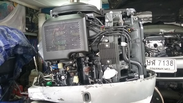 Honda 90แรงสี่จังหวะ คาบูร์เก่าญี่ปุ่น Honda 90แรงสี่จังหวะ คาบูร์เก่าญี่ปุ่น