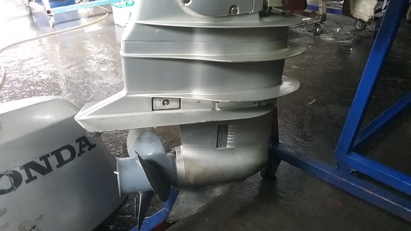 Honda 90แรงสี่จังหวะ คาบูร์เก่าญี่ปุ่น Honda 90แรงสี่จังหวะ คาบูร์เก่าญี่ปุ่น