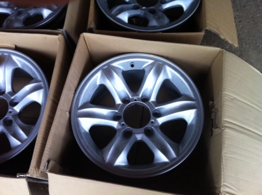 ขายแมคเล็บเหยี่ยว แท้อีสุซุ