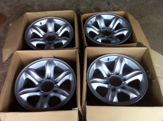 ขายแมคเล็บเหยี่ยว แท้อีสุซุ