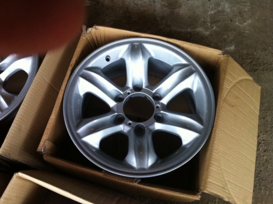 ขายแมคเล็บเหยี่ยว แท้อีสุซุ