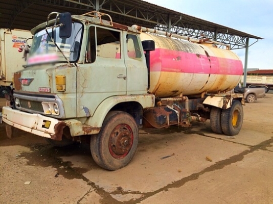 ขายด่วน  รถบรรทุกน้ำ  เดิมเป็นสิบล้อแปลงเป็นหกล้อ  พร้อมใช้งาน  เอกสารพร้อม