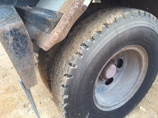 ขายรถ18ล้อดั้มพ์ ISUZU MP1FXZ7778T เครื่อง 360แรงม้า หัวหางปี56 สนใจโทร 081-970-1072