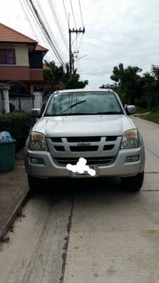 ขายอีซุสุ4ประตูปี05