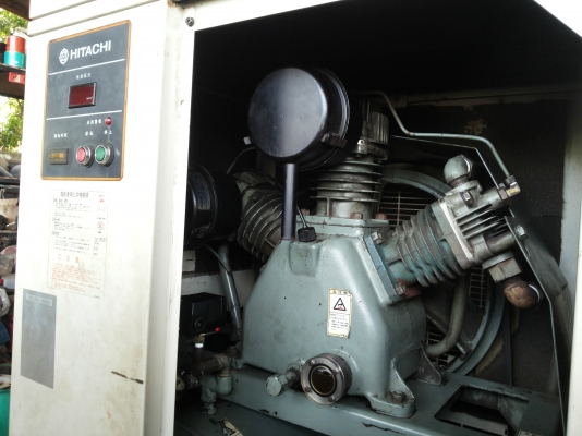 ขายปั้มลม Hitachi package 7.5  10 แรง ราคาเบาสุด