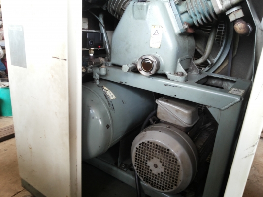 ขายปั้มลม Hitachi package 7.5  10 แรง ราคาเบาสุด