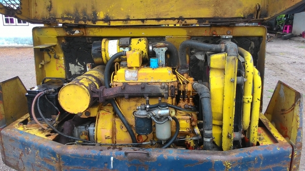 ขายด่วนไม่จุกจิกพร้อมใช้แน่แรงดี komatsu pc 20 รุ่น 6