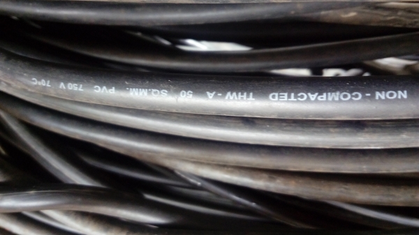 มีมาเพิ่มสายไฟ THw-A 50 Sqm. อลูมิเนียม สภาพ 90 เปอร์เซนต์ เหมาหมด หมื่นเด่วพอ มีมาเพิ่มสายไฟ THw-A 50 Sqm. อลูมิเนียม สภาพ 90 เปอร์เซนต์ เหมาหมด หมื่นเด่วพอ