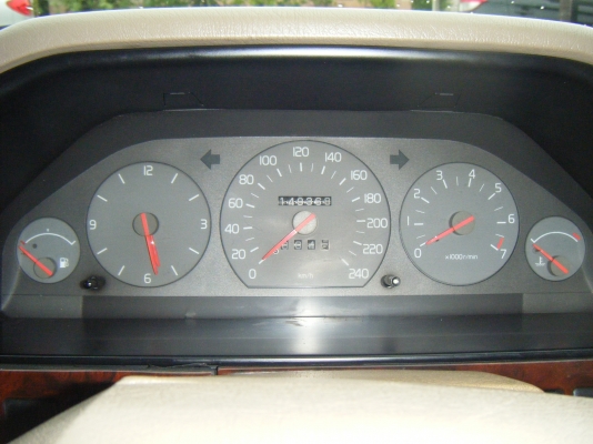 ขายไม่แพง1997 VOLVO 960 3.0 EXECUTIVE โฉม 960 (ไฟเล็ก) สีเทา เกียร์ออโต้