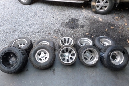 ขาย ล้อ ATV  สภาพสวย มีหลายขนาดค่ะ 225/40-10  ,    19 x 7.00  ,  205/30-10   ,  235/30-10   ราคาคู่ละ  4500   235/50-8  ราคาคู่ละ  3500