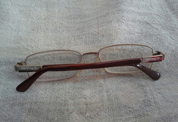 แว่นสายตายาวเลนส์กระจก PROVIEW made in Australia