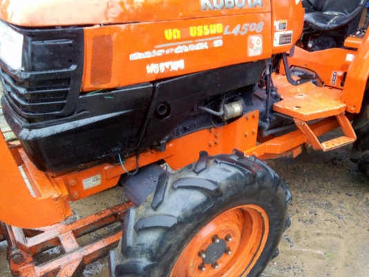 ขายรถไถคูโบต้า 45 แรงราคาเบาๆ ยังต่อรองได้อีก พร้อม ใบดัน เล่มทะเบียนพร้อม