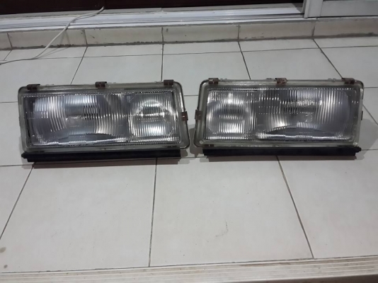 ขายไฟหน้า tt141 แท้ สวยๆเลย