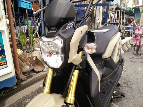 HONDA ZOOMER X รถปี2014วิ่ง6xxxโล ไมล์แท้คู่มือประกันศูนย์พร้อม สวยกริ้บพร้อมใช้งานราคาถูกๆ HONDA ZOOMER X รถปี2014วิ่ง6xxxโล ไมล์แท้คู่มือประกันศูนย์พร้อม สวยกริ้บพร้อมใช้งานราคาถูกๆ