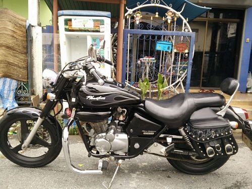 HONDA PHANTOM 200CC ลายไฟใหญ่ตัวสุดท้าย รถปี52วิ่ง1xxxxโล รถบ้านมือเดียวใช้งานน้อย เครื่องแน่นๆเอกสารครบ สวยสภาพรถใหม่ออกห้าง