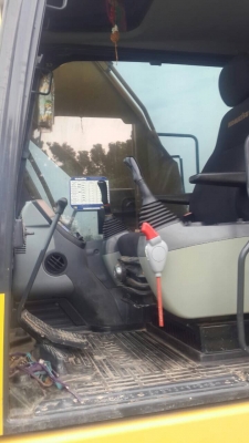 ขายPC200-8รถสวยพร้อมใช้งานเอกสารเล่มชั่วโมง66XX ติดต่อ คุณอ๊อฟ พิจิตร 086-737-9991