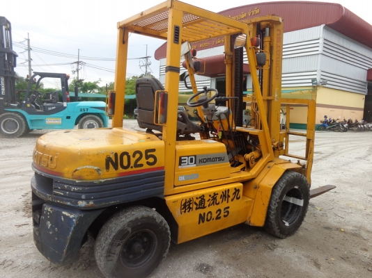 ขายรถยกมือสองญี่ปุ่น KOMATSU 3 TON ขายรถยกมือสองญี่ปุ่น KOMATSU 3 TON