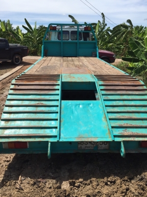 ขายเทเลอร์ ISUZU175สองเพลาสโลกลางพร้อมใช้ ติดต่อ คุณอ๊อฟ พิจิตร 086-737-9991