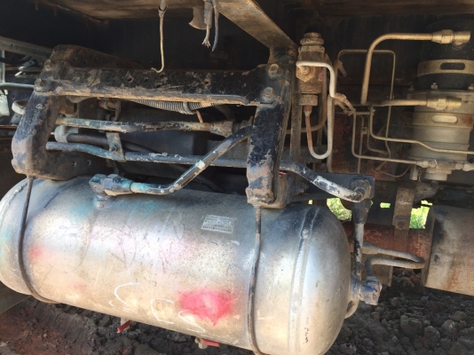 ขายเทเลอร์ ISUZU175สองเพลาสโลกลางพร้อมใช้ ติดต่อ คุณอ๊อฟ พิจิตร 086-737-9991