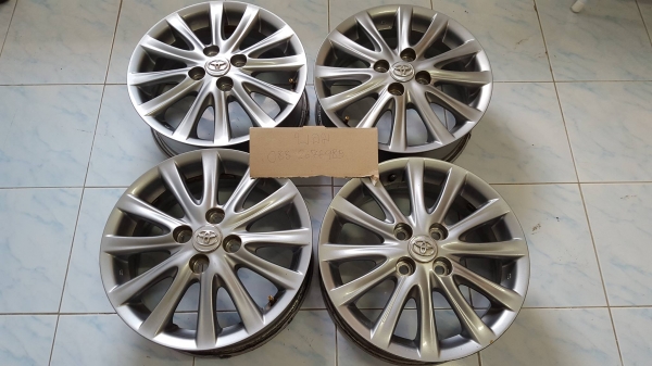 **** ขายแม๊กเดิมของแท้ TOYOTA VIOS ปี 2012 12ก้าน 15'' ****