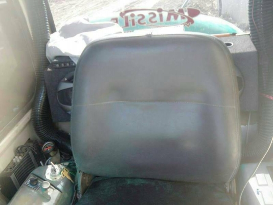 ขายKOMATSU PC30-7เก๋งแอร์พร้อมใช้ ราคาต่อรองได้ ติดต่อ คุณ อ๊อฟ พิจิตร 086-737-9991