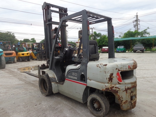 ขายรถยกมือสองญี่ปุ่น NISSAN 3 TON