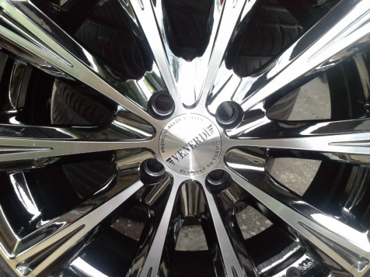 แม๊กซ์ติดยางขอบ17" แม๊กซ์ติดยางขอบ17"