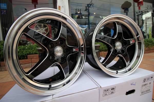 ขายล้อ DS-1 ขอบ17X7.5 +35 5H114.3 สี XMPL/BLACK-CC