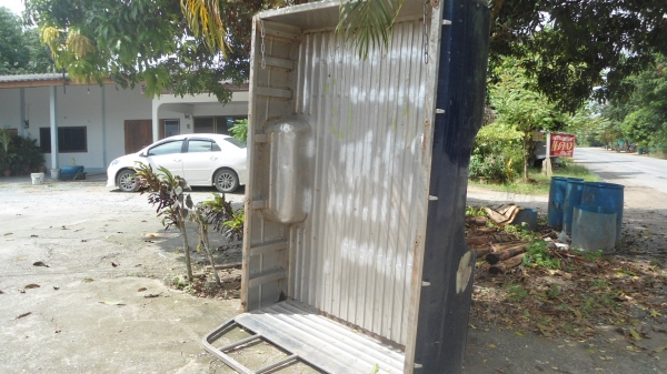 ขายตรับกะบะเลส BigM  ทรงดีแข็งแรงมีซ่อมพี้น ครับราคาเบาๆครับ