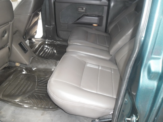 ขาย Isuzu แวนตัวท็อป ขาย Isuzu แวนตัวท็อป