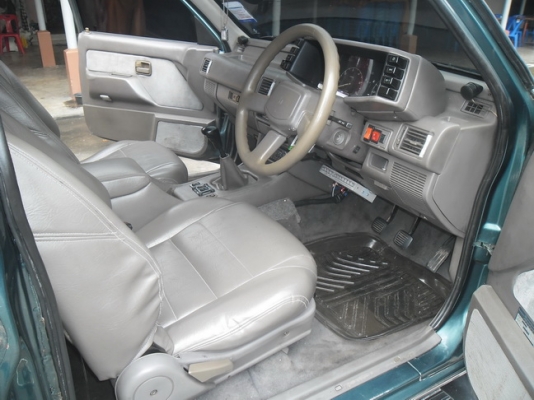 ขาย Isuzu แวนตัวท็อป ขาย Isuzu แวนตัวท็อป