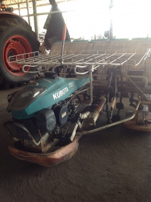 ขายรถดำนา คูโบต้า 6 แถวเดินตาม มือสองตามสภาพ ขายรถดำนา คูโบต้า 6 แถวเดินตาม มือสองตามสภาพ