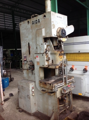 เครื่องปั้ม AIDA