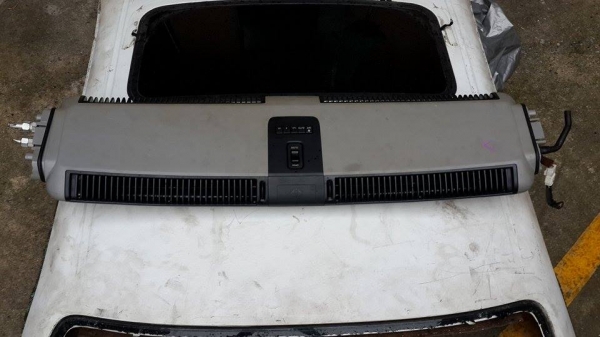 แอร์แขวน สภาพสวย สินค้าจากญี่ปุ่น ใส่ได้ทั้งรถตู้และกระบะ แอร์แขวน สภาพสวย สินค้าจากญี่ปุ่น ใส่ได้ทั้งรถตู้และกระบะ