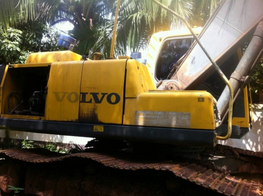 VOLVO E210B เครื่องเดิม ปั้มเดิม ไฟฟ้าเต็ม แอร์ไม่เย็น เล่มพร้อมโอนครับ VOLVO E210B เครื่องเดิม ปั้มเดิม ไฟฟ้าเต็ม แอร์ไม่เย็น เล่มพร้อมโอนครับ