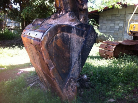 VOLVO E210B เครื่องเดิม ปั้มเดิม ไฟฟ้าเต็ม แอร์ไม่เย็น เล่มพร้อมโอนครับ VOLVO E210B เครื่องเดิม ปั้มเดิม ไฟฟ้าเต็ม แอร์ไม่เย็น เล่มพร้อมโอนครับ